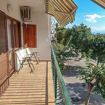 Apartman Melis Podgora Esterno foto