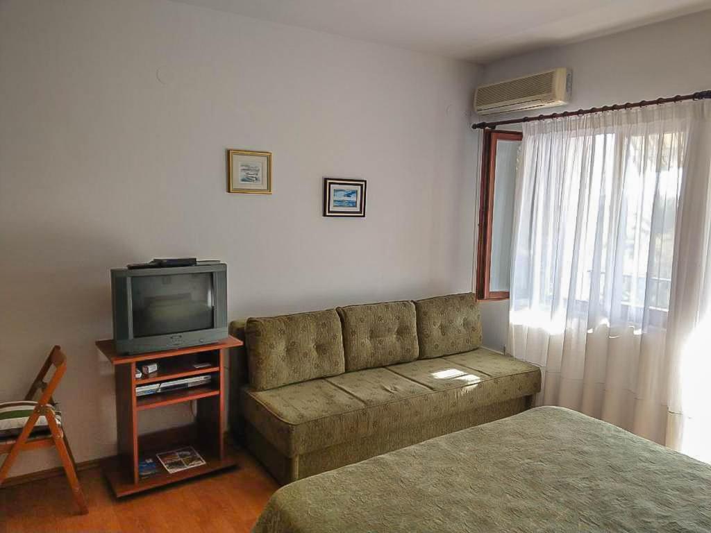 Appartamento Apartman Melis Podgora Esterno foto